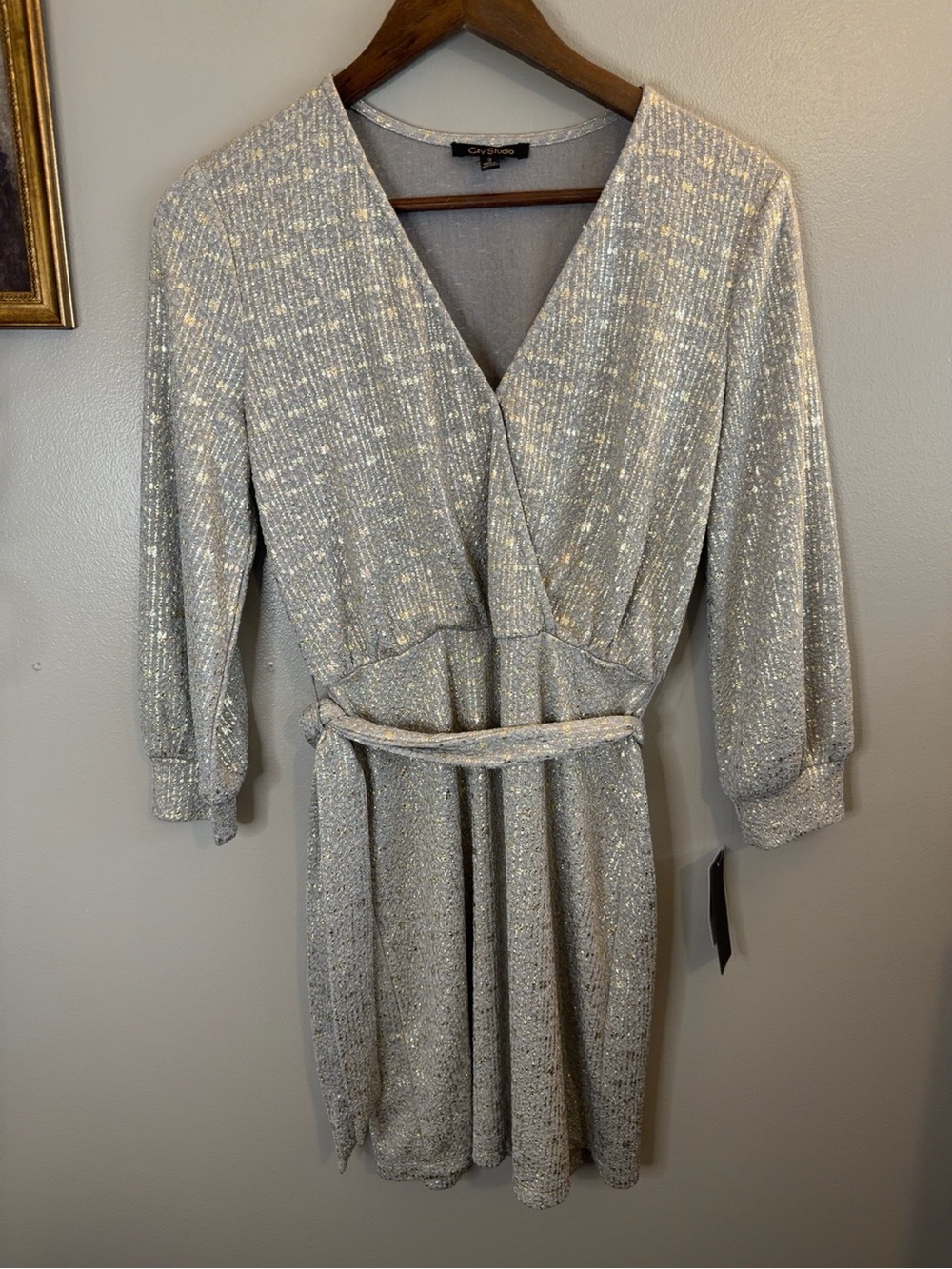 City Studio Silver Gold Metallic Sparkle Belted Mini Dress Size 3 - Picture 3 of 8